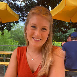 Meet your Posher, Christina